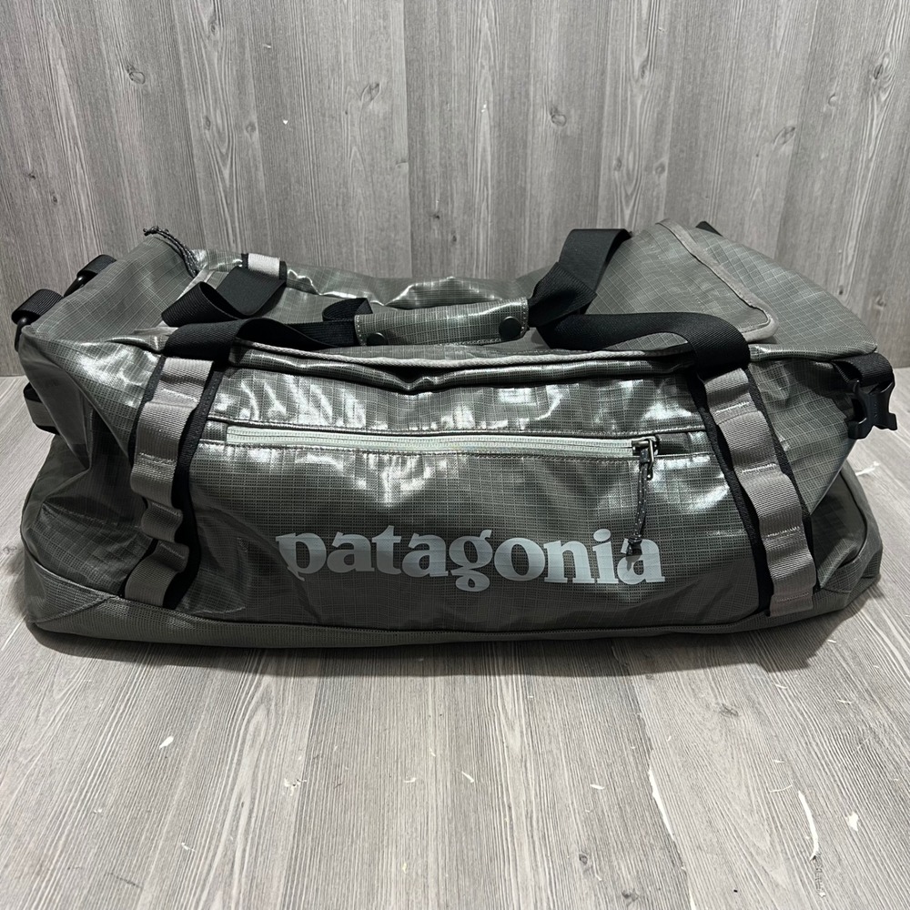 Patagonia Black Hole Duffel Bag 60L Hex Grey 49341 New With Tags